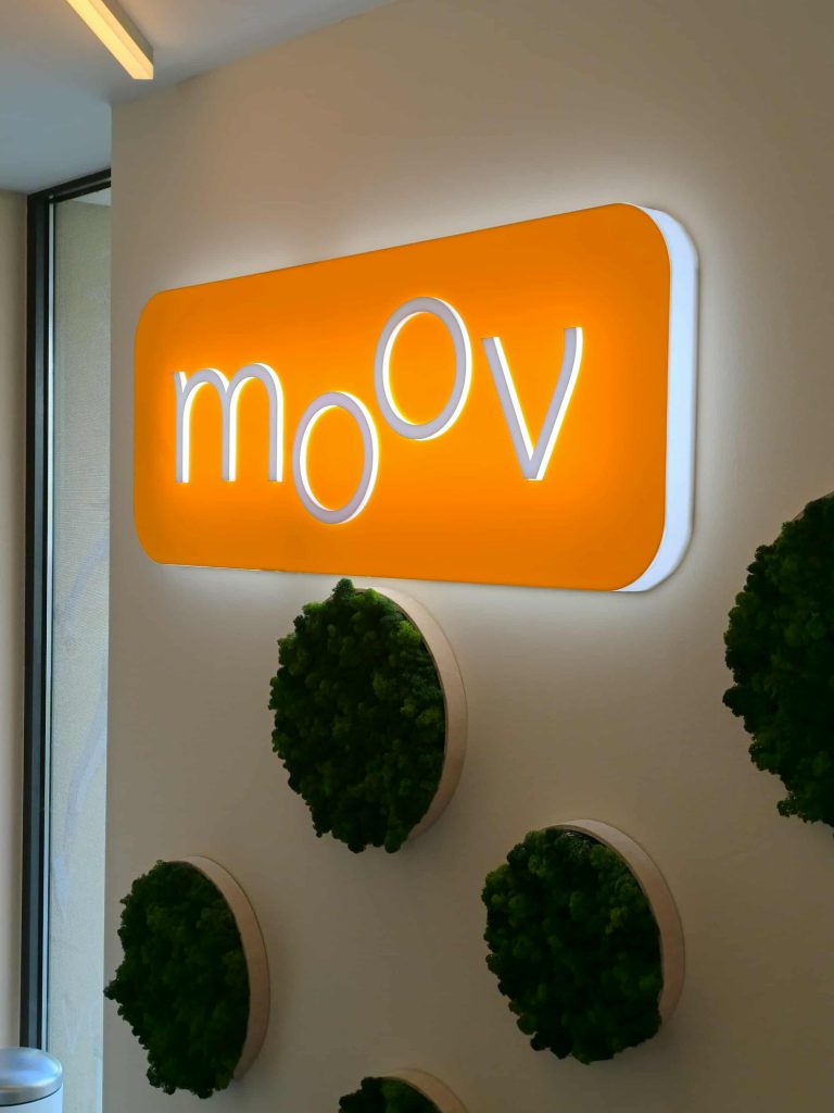 világító táblák